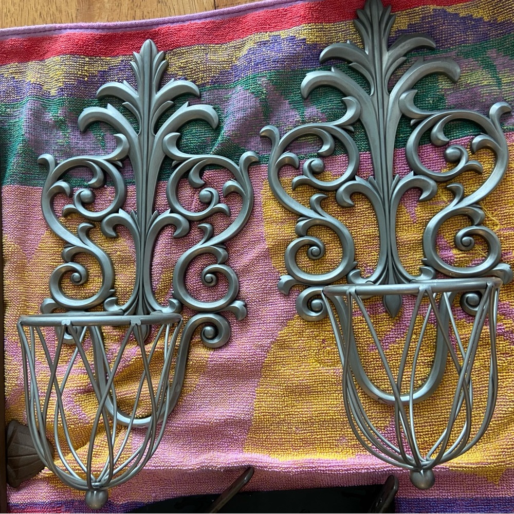 Wall mount candle holders